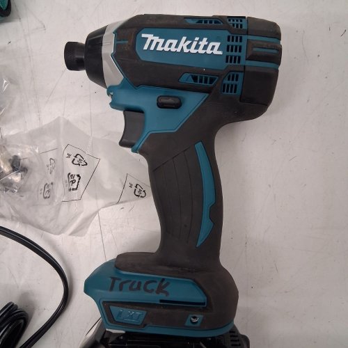 5PC MAKITA LXT COMPACT 2-TOOL COMBO KIT WITH COMPACT BATTERIES, CHARGER & TOOL BAG - 1/4" IMPACT DRIVER - 18 V - BLUE/BLACK (MODEL: DLX2141Y02) image 6