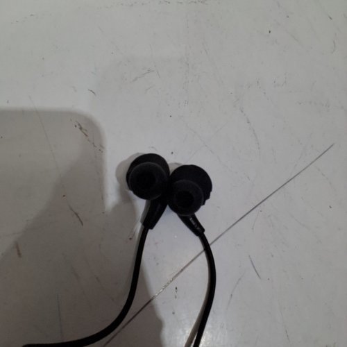 JBL ENDURANCE RUN2 WIRED WATERPROOF IN-EAR SPORT HEADPHONES - BLACK image 3