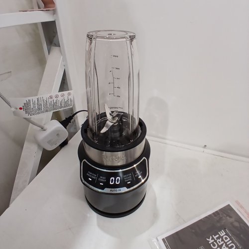 NINJA NUTRI-BLENDER PRO - 1000W - 24OZ (MODEL: BN400C) image 2