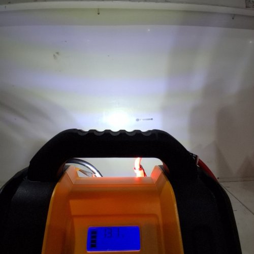 DEWALT LITHIUM-ION BATTERY BOOSTER WITH AIR COMPRESSOR - 120 PSI, 60W - YELLOW / BLACK (MODEL: DXAEJUC20) image 2