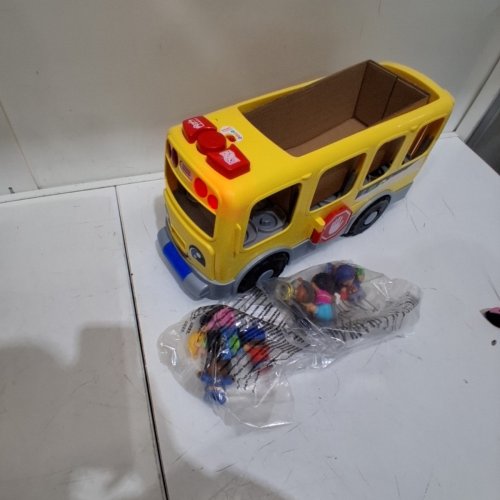 FISHER-PRICE LITTLE PEOPLE BIG MUSICAL YELLOW SCHOOL BUS - YELLOW (MODEL: JBD69) image 2