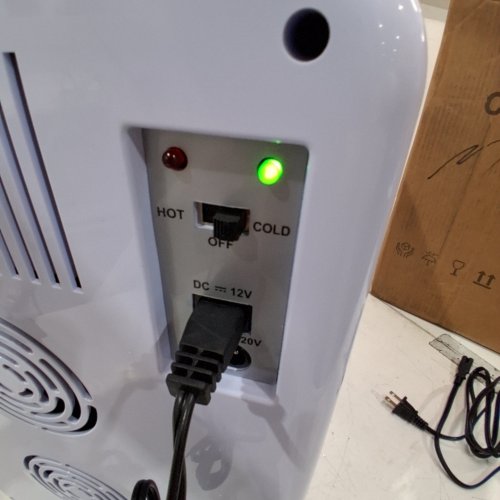 PORTABLE COMPACT THERMOELECTRIC HEATING/COOLER FRIDGE BOX WITH 12V CAR CHARGER - 22L - 220V - WHITE (MODEL: AQ-22L) image 3