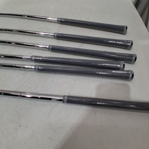 7PC KIRKLAND SIGNATURE PLAYER'S IRON SET, GOLF CUB SET - RIGHT HANDED - (MODEL: 1740556) image 4