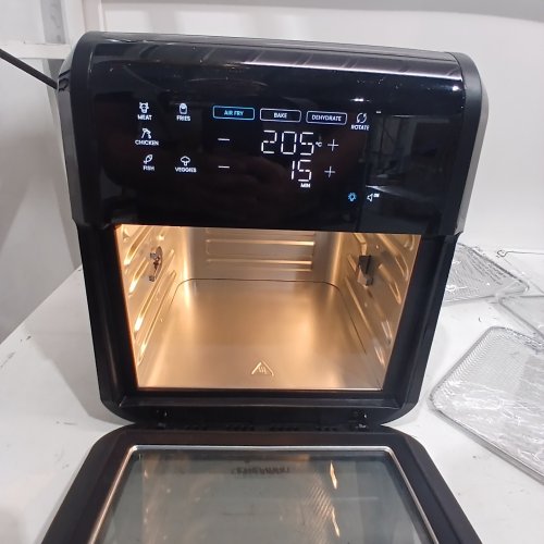 CHEFMAN 6-IN-1 DIGITAL AIR FRYER OVEN - 12QT CAPACITY - BLACK (MODEL: RJ38-RDO-V12-CA) image 2