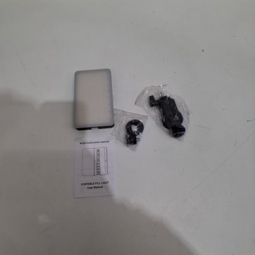 PORTABLE SELFIE LIGHT FOR LAPTOP/PHOTOGRAPHY - 5V - 2700K-6500K - BLACK/WHITE (MODEL: M160) image 3