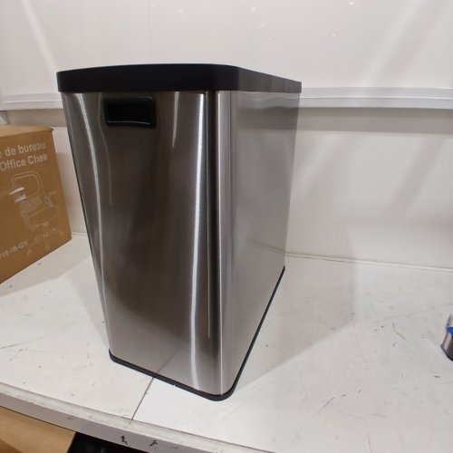 THE STEP N' SORT SOFT STEP DUAL TRASH AND RECYCLING BIN - SILVER - 70L (35L EACH SIDE) (MODEL: 900702) image 5