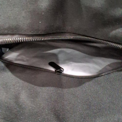 KEEPING CROSSBODY BAG - BLACK image 3