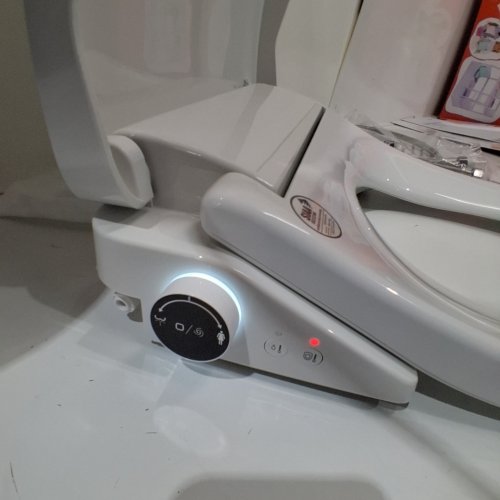 TADASHI WASHSORA ELONGATED SMART HEATED TOILET SEAT WITH BIDET - WHITE (MODEL: WASHSORA-1) image 4
