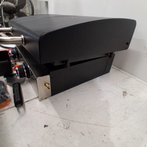 BLACKSTONE ORIGINAL 22" TABLETOP GRIDDLE WITH HOOD - BLACK/GRAY - (MODEL: 1933998 / 2405NAB) image 5