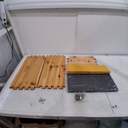 HONEY LAKE 8-FRAME BEEHIVE KIT WITH BROOD BEEHIVE BOX AND MEDIUM BEEHIVE SUPER BOX - 22" X 20 - WOOD image 6