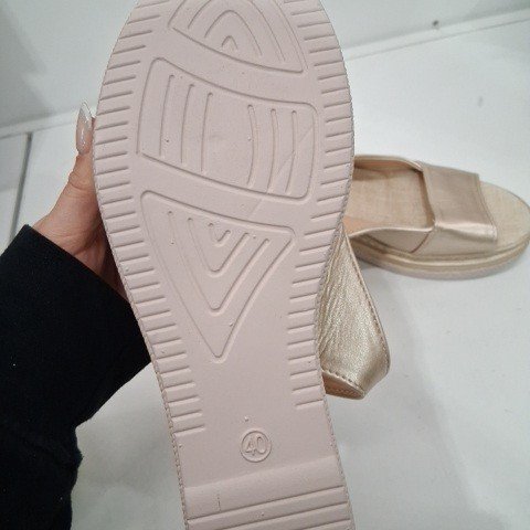 WOMEN'S CASUAL SANDALS - SIZE 9 (40) - CHAMPAGNE image 3