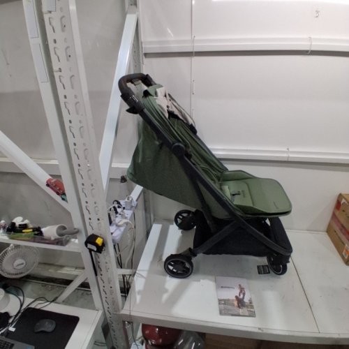 UPPABABY MINU V3 LIGHTWEIGHT FOLDABLE STROLLER - GREEN (MODEL: ‎0803-MIN-NA-EVE) image 4