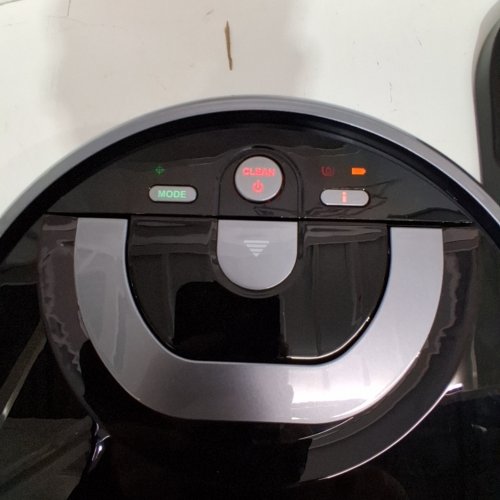 ILIFE SHINEROBOT AUTONOMOUS ZIG-ZAG PATH FLOOR MOPPING & WET SCRUBBING ROBOT - BLACK (MODEL: W400S) image 2