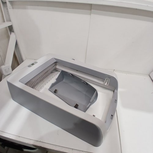PETSAFE SCOOPFREE CRYSTAL PRO AUTOMATIC SELF-CLEANING CAT LITTER BOX - GREY (MODEL: PAL00-16805) image 3