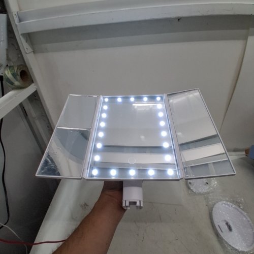 DENCERT ADJUSTABLE BRIGHTNESS MAKEUP VANITY MIRROR WITH LIGHTS - 1X/2X/3X/10X - WHITE (MODEL: DCT-2301) image 2