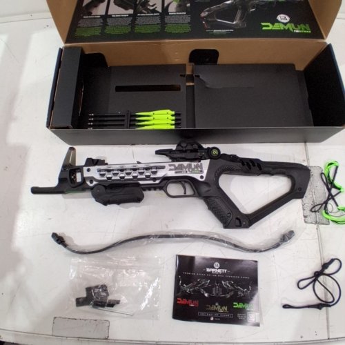 BARNETT DEMUN TRI-STRIKE AMBIDEXTROUS MINI CROSSBOW 3-SHOT MAGAZINE & PRECISION SIGHTS - 180FPS - 50LB DRAW - BLACK/GREEN (MODEL:‎ BAR50013) image 2
