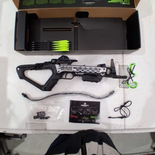 BARNETT DEMUN TRI-STRIKE AMBIDEXTROUS MINI CROSSBOW 3-SHOT MAGAZINE & PRECISION SIGHTS - 180FPS - 50LB DRAW - BLACK/GREEN (MODEL:‎ BAR50013) image 3