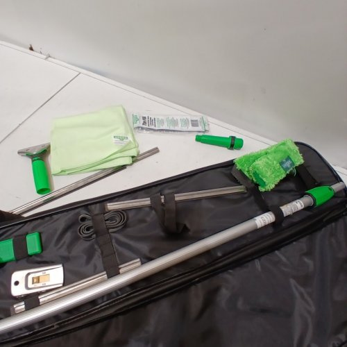 UNGER SPEED CLEAN WINDOW CLEANING KIT - 8FT - GREEN/BLACK image 4
