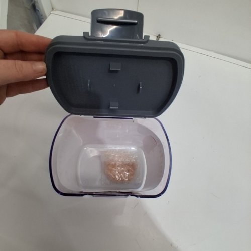 STARFRIT PROKEEPER PLASTIC STORAGE CONTAINER W/ TERRACOTTA FRESHNESS DISK - 2 LBS - GREY/CLEAR - (MODEL: 094383) image 4