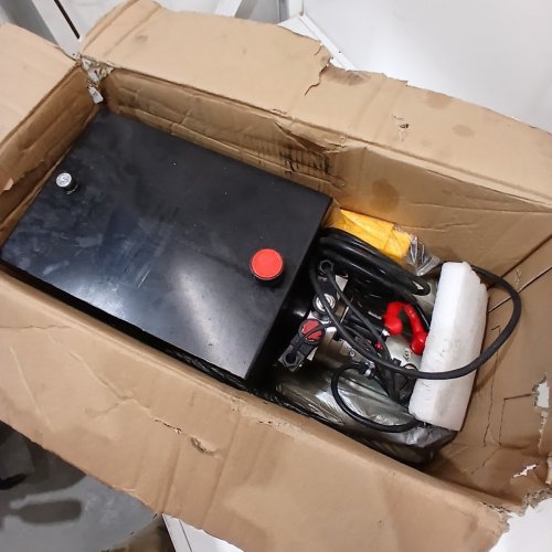 HEAVY DUTY HYDRAULIC PUMP, 20-QT HYDRAULIC POWER UNIT, SINGLE ACTING DUMP TRAILER PUMP, 0.91 GPM FLOW RATE, 3200 PSI MAX RELIEF PRESSURE, DC 12V HYDRAULIC PUMP FOR DUMP TRAILER & CAR LIFTING image 3