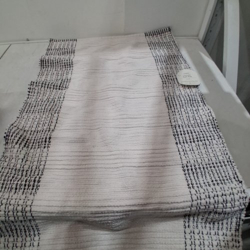 THRESHOLD CHENILLE BATH RUG - 24" X 36" - BLACK / IVORY image 3