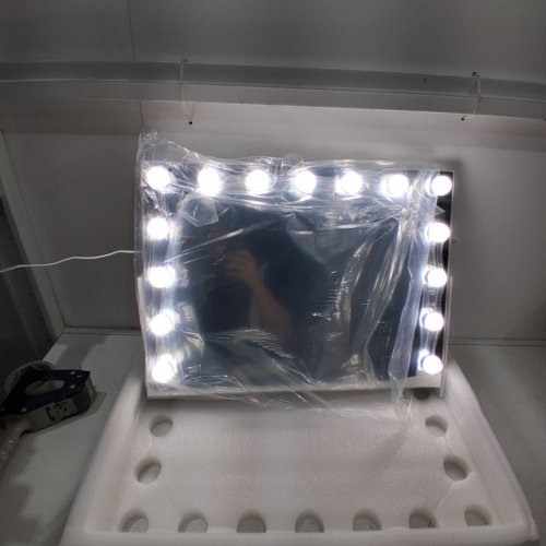 SONGMICS MAKEUP MIRROR WITH LIGHTS AND CHARGING PORTS - 22" X 18" - WHITE (MODEL: LWM001W01) image 2