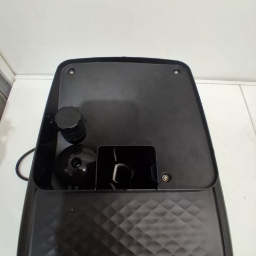 PHILIPS 3300 SERIES FULLY AUTOMATIC ESPRESSO MACHINE WITH LATTEGO MILK SYSTEM AND INTEGRATED GRINDER - GLOSSY BLACK (MODEL:EP3341/50) image 4