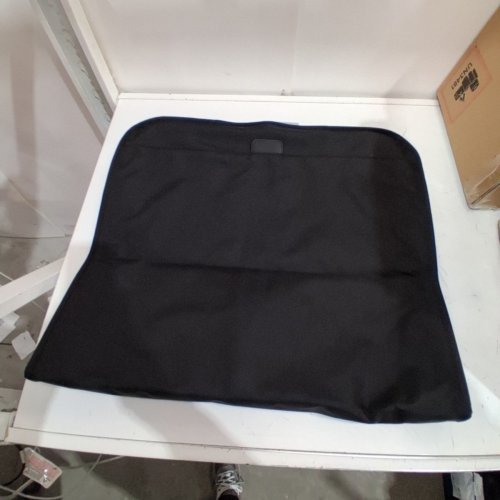 BRIGGS & RILEY CLASSIC GARMENT BAG 35.5L CAPACITY - 22.5" X 24.5" X 2" - TAN AND BLACK (MODEL: BL389-4) image 3