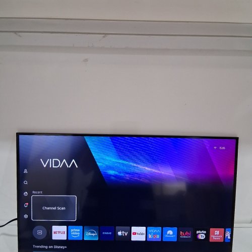 HISENSE HI-QLED HD SMART VIDAA TV - HI-QLED COLOR, DOLBY AUDIO - 32" - (MODEL: 32QD4SV) image 3