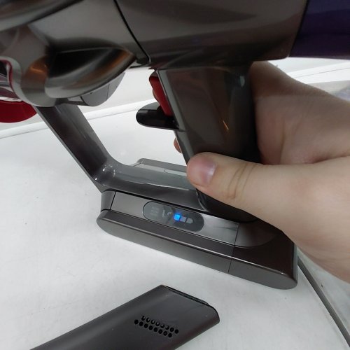 DYSON CYCLONE V10 ORIGIN CORDLESS LIGHTWEIGHT RECHARGABLE CORDLESS STICK VACUUM CLEANER - NICKEL/COPPER - (MODEL:SV12) image 2