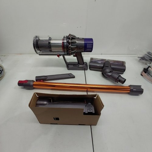 DYSON CYCLONE V10 ORIGIN CORDLESS LIGHTWEIGHT RECHARGABLE CORDLESS STICK VACUUM CLEANER - NICKEL/COPPER - (MODEL:SV12) image 3
