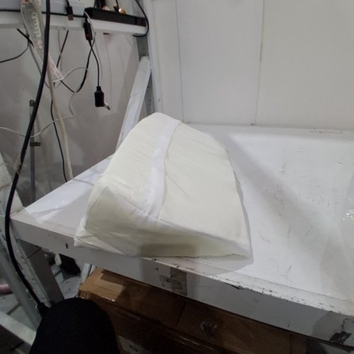 WEDGE PILLOW FOR UNDER KNEEE - 18" X 5" - WHITE image 3