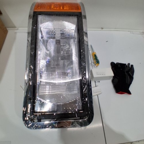LEFT HEADLIGHT REPLACEMENT WITH TURN SIGNAL BULB FOR MACK 1990-2006 (MODEL: UP-MCH-0001-LL) image 2