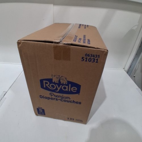 135PK ROYALE PREMIUM DISPOSABLE BABY DIAPERS - SIZE 5 (MODEL: 51031) image 2