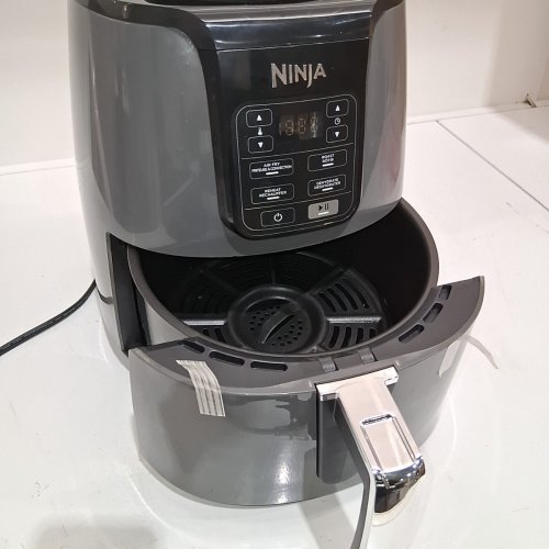 NINJA PROGRAMMABLE DIGITAL AIR FRYER - 3.8L CAPACITY - DARK GREY (MODEL: AF100C) image 4