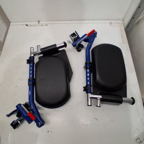BLUE STREAK WHEELCHAIR ELEVATING LEG REST WITH PADDED CALF PAD - FITS MOST STANDARD WHEELCHAIRS - BLUE image 3