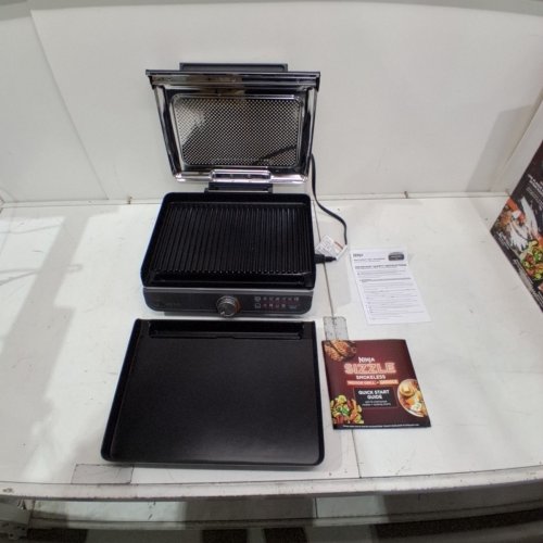 NINJA SIZZLE SMOKELESS INDOOR GRILL & GRIDDLE - 500F MAX HEAT - 14" - GREY/SILVER (MODEL: GR101) image 4