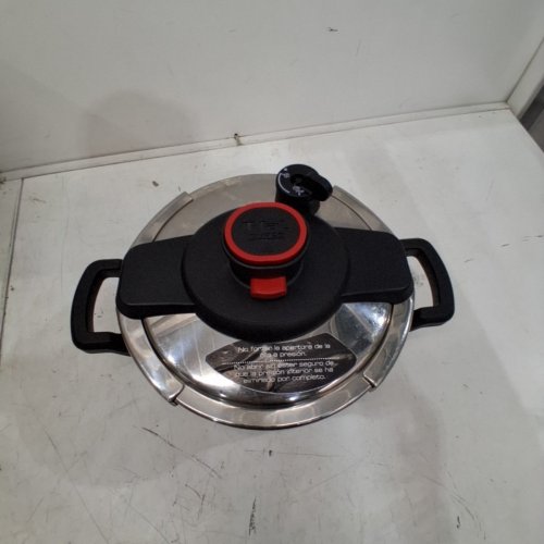 T-FAL CLIPSO STOVETOP PRESSURE COOKER WITH LOCKING LID - 6.3QT/6L - STAINLESS STEEL (MODEL: P45007) image 4