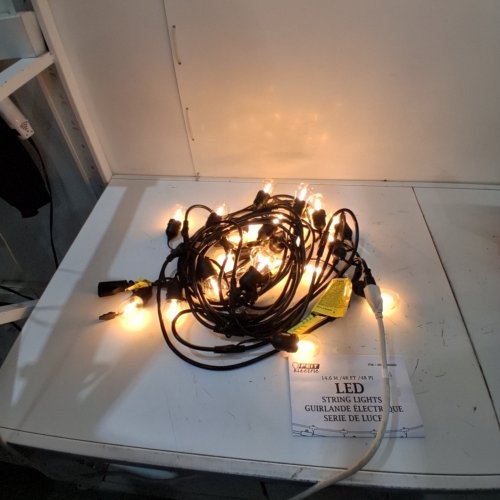 FEIT ELECTRIC WEATHERPROOF LED 24-LIGHT STRING LIGHTS WITH 2 SPARE LIGHTBULBS - 48FT - BLACK (MODEL: 1603293) image 2
