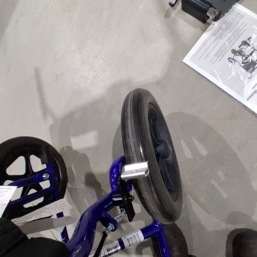 MEDLINE ALUMINUM TRANSPORT CHAIR WITH LARGE WHEELS AND BRAKES - 300LB MAX - 19" -BLUE (MODEL: MDS808210ABE) image 5