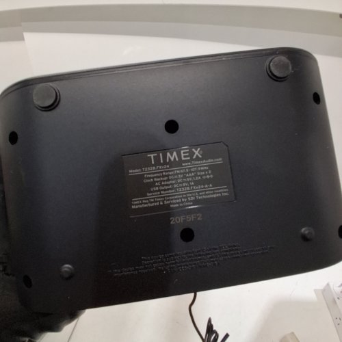 TIMEX DIGITAL DUAL ALARM CLOCK WITH AM/FM RADIO AND BATTERY BACKUP - BLACK (MODEL: T231B) image 5