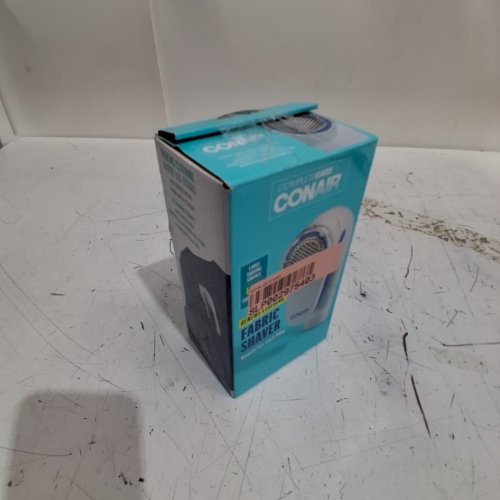 CONAIR RECHARGEABLE CORDLESS FABRIC SHAVER- WHITE image 4