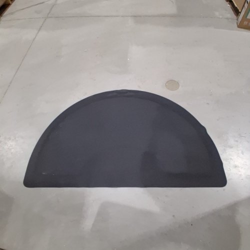 SALON & BARBER SHOP CHAIR ANTI-FATIGUE FLOOR MAT - 5/8 IN. THICK - 3FT X 5FT - BLACK SEMI CIRCLE image 2