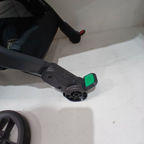 UPPABABY MINU V3 LIGHTWEIGHT FOLDABLE STROLLER - ADA (SANDSTONE MÉLANGE) (MODEL: 0803-MIN-NA-ADA) image 7