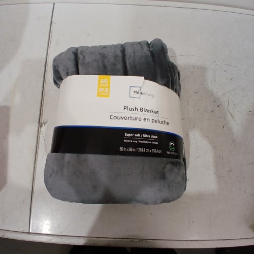MAINSTAYS PLUSH BLANKET - DOUBLE/QUEEN, 86" X 86" - GREY image 2