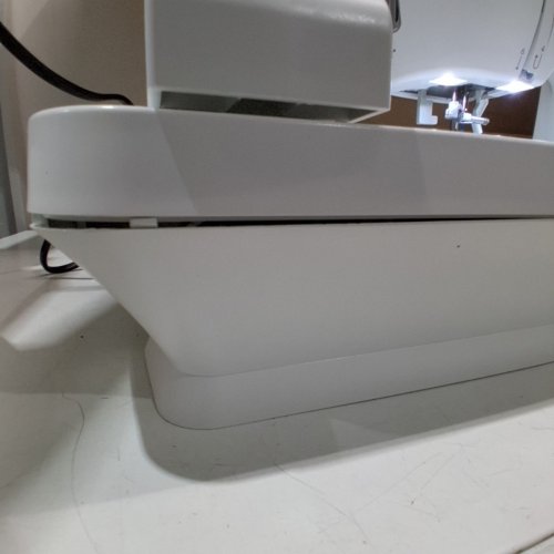 SINGER SEWING & EMBROIDERY MACHINE WITH ACCESSORY KIT - 7" TOUCH SCREEN | WIFI | AUTOMATIC NEEDLE THREADER - WHITE - (MODEL: SE9180) image 7