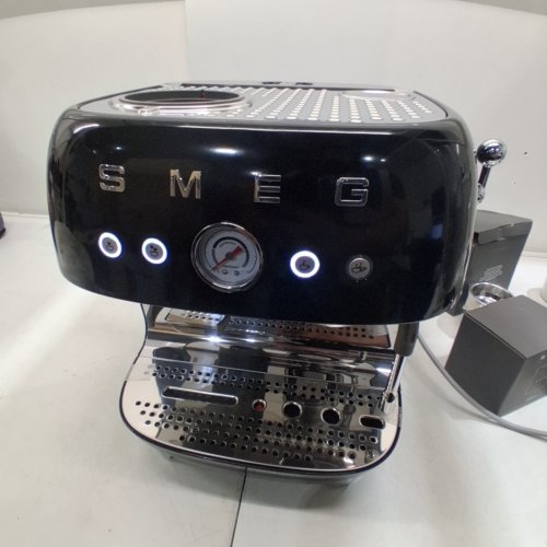 SMEG 50'S RETRO STYLE SEMI-AUTOMATIC ESPRESSO COFFEE MACHINE WITH BUILT-IN GRINDER - COFFEE & LATTE DRINKS, DOUBLE-THERMOBLOCK HEATING SYSTEM - BLACK (MODEL: EGF03BLUS) image 2