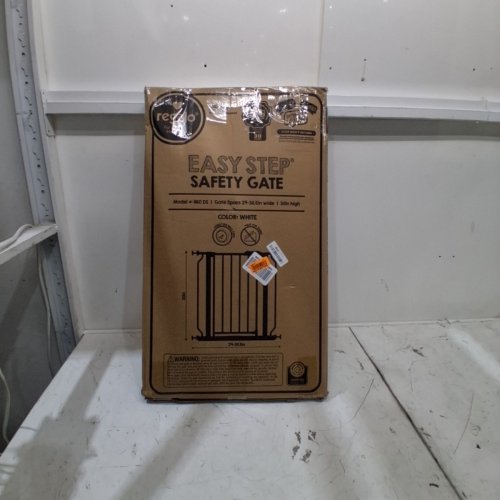 REGALO EASY STEP BABY GATE - 29" TO 38.5" - WHITE (MODEL 1160) image 4