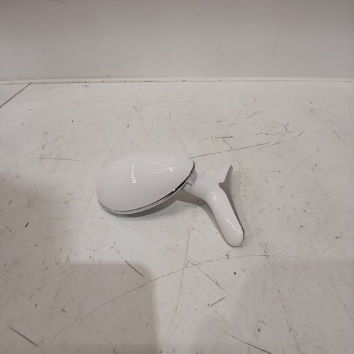 VALEE 3-IN-1 BEAUTY DEVICE FOR NECK AND FACE - WHITE (MODEL: VA-01) image 3
