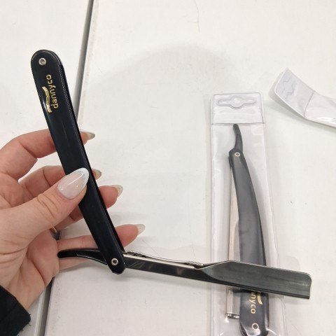 2PK DANNYCO BARBER FOLDING RAZORS - BLACK (MODEL: 112C) image 4